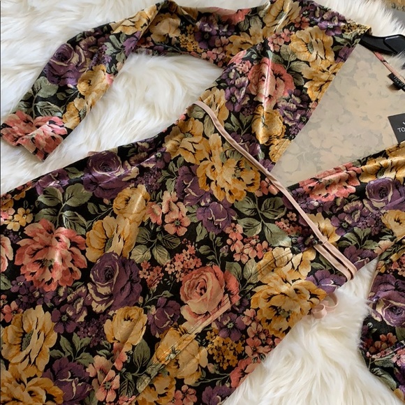Topshop faux velvet flower print wrap dress. NWT 2 - Picture 7 of 8